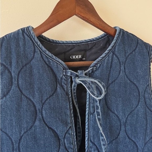 (Sold Depop) - Picture 3 of 3